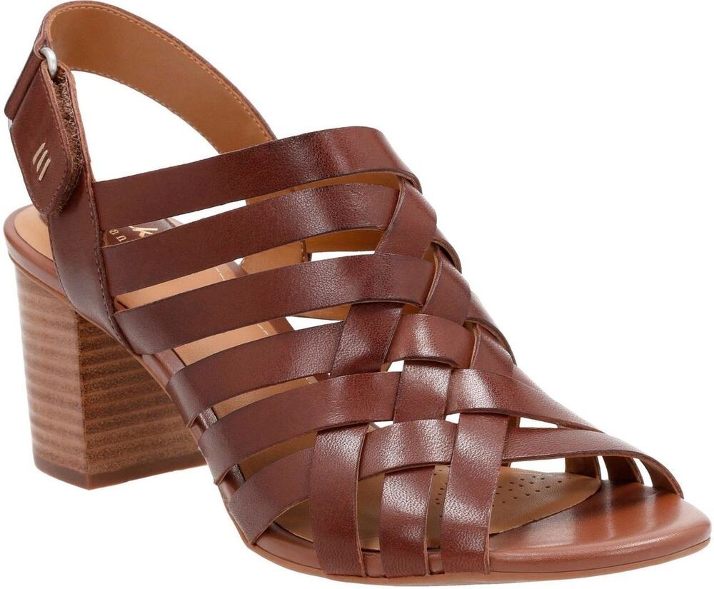 Clarks Artisan Ralene Women's SZ 7 Leather Strappy Sandals 90s style Gladiator
